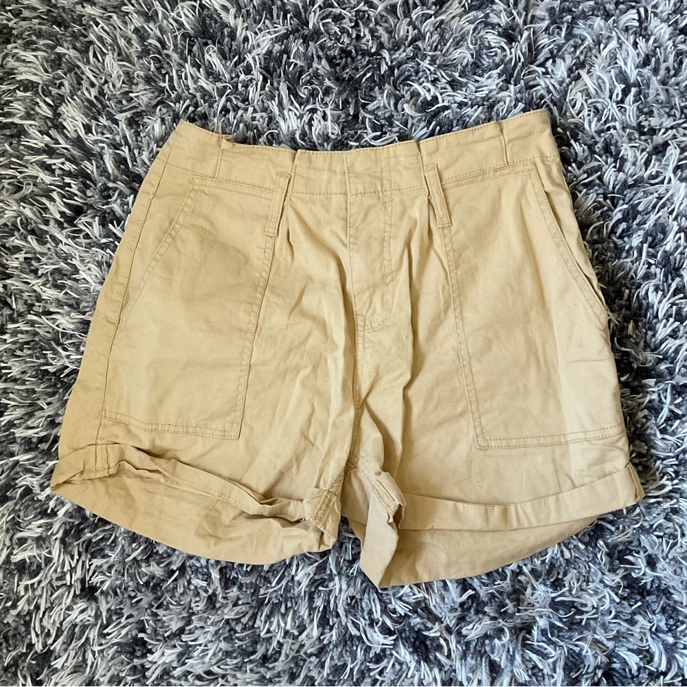 Khaki shorts